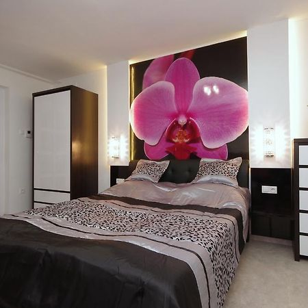 Regina Delux Apartman Gyula Exterior foto