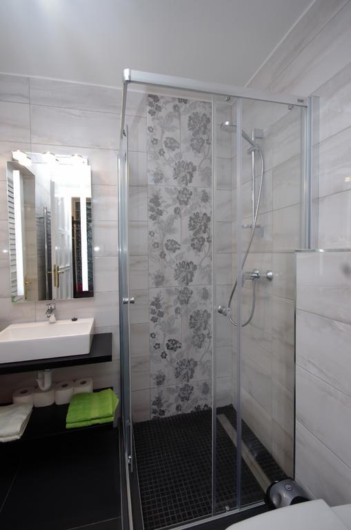 Regina Delux Apartman Gyula Exterior foto